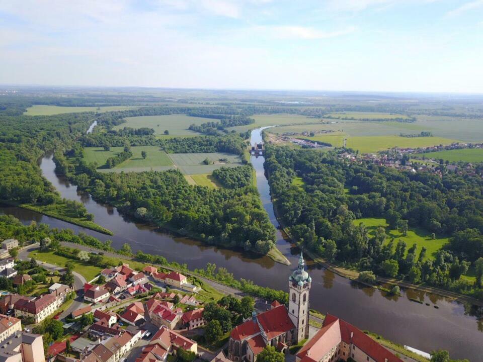 Krejčovství Apartamento Mělník Exterior foto